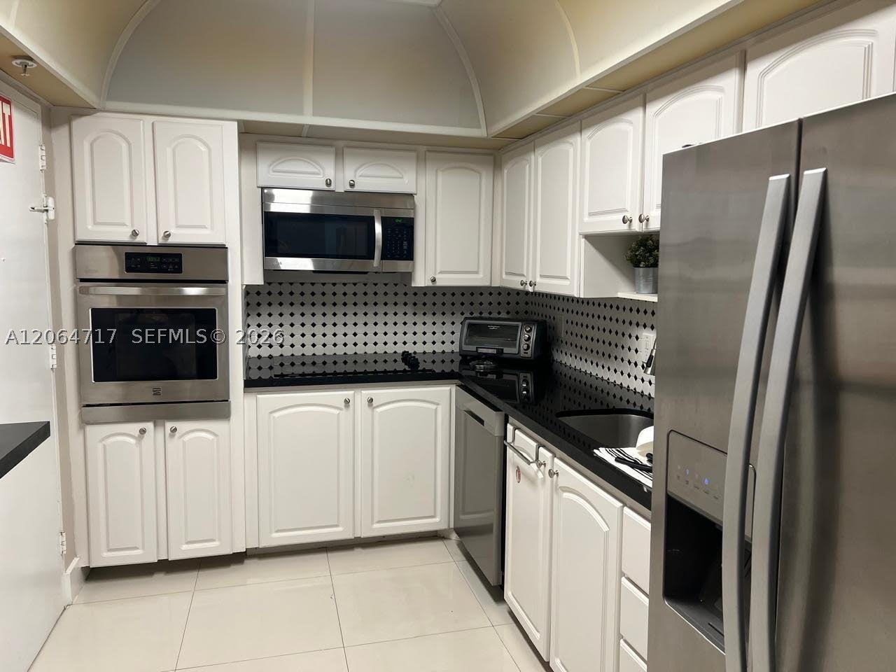 3801 S Ocean Dr 3X