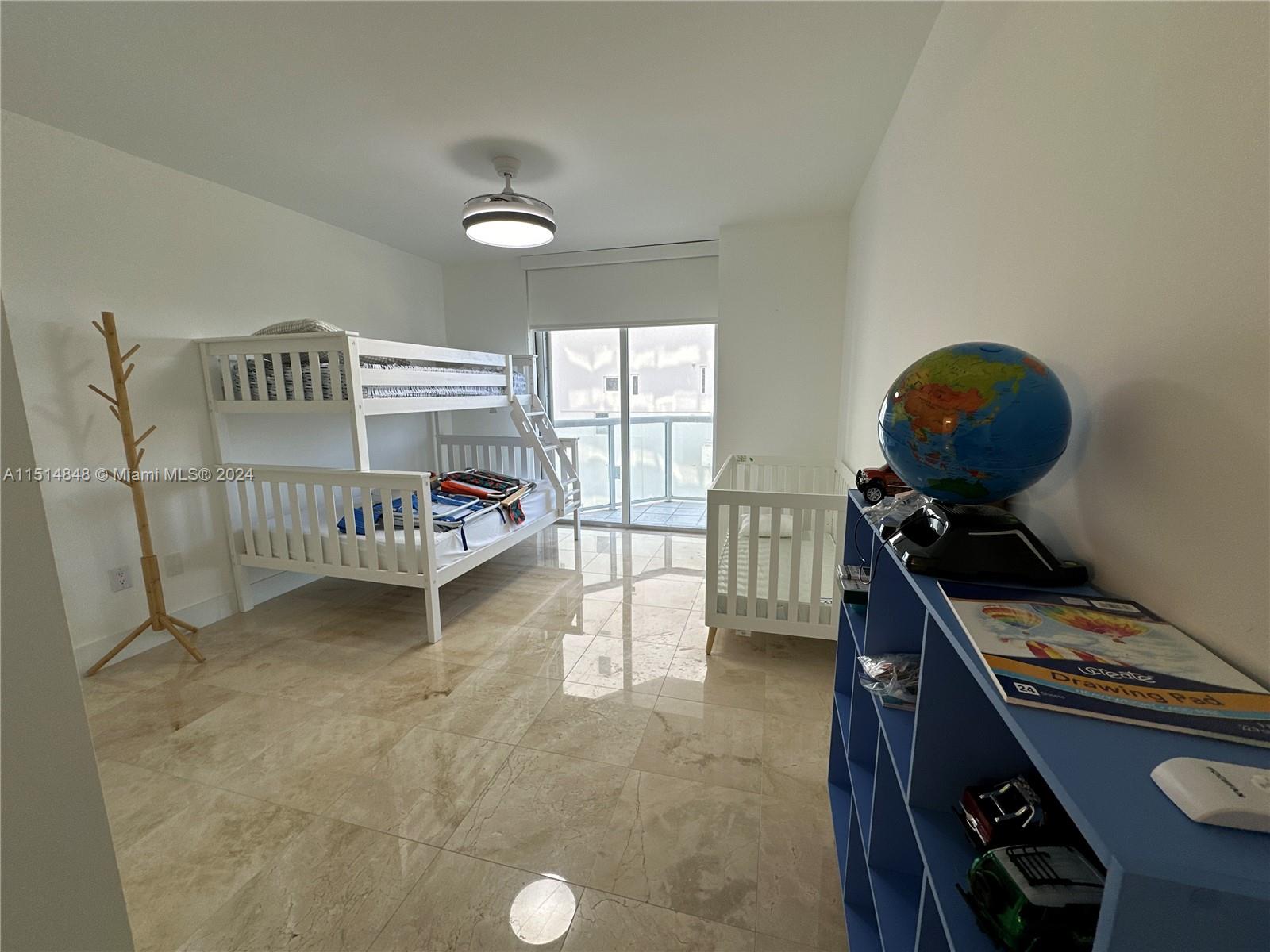 MIRAGE CONDO - Residential
