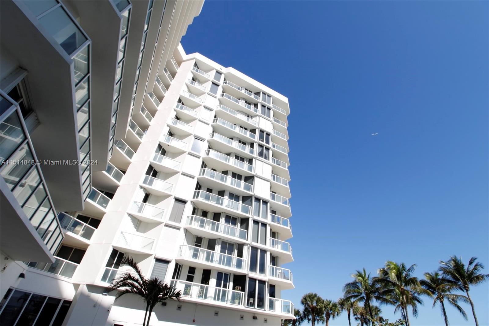 MIRAGE CONDO - Residential