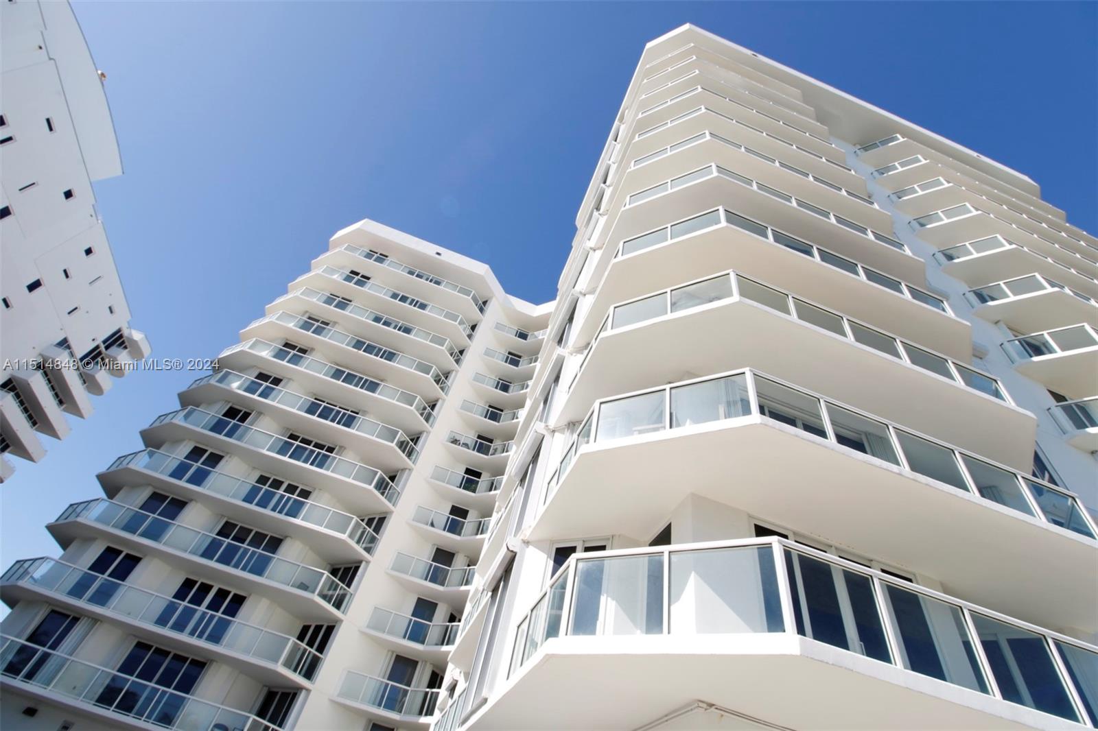 MIRAGE CONDO - Residential