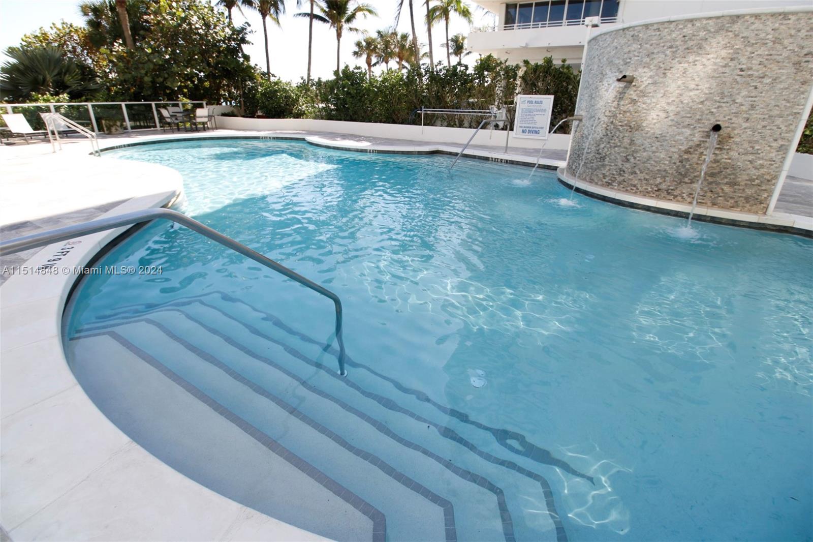 MIRAGE CONDO - Residential