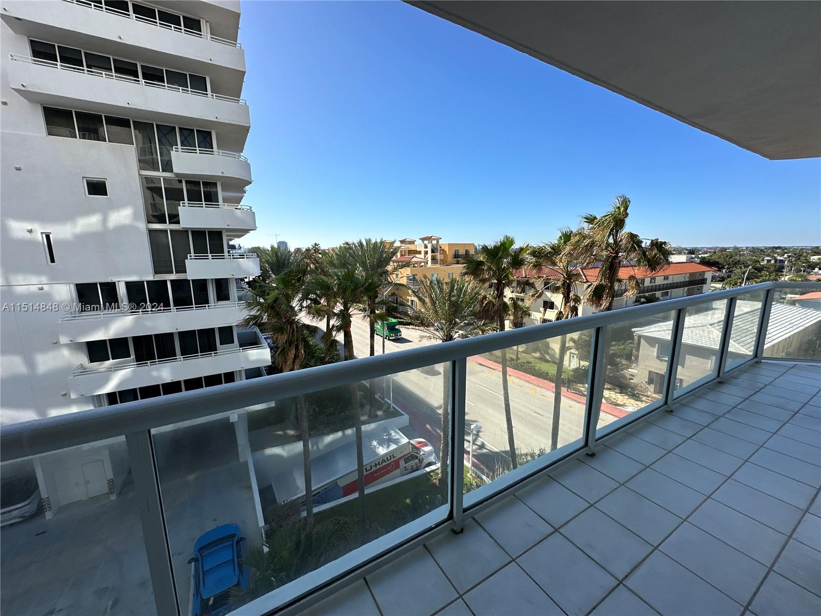 MIRAGE CONDO - Residential