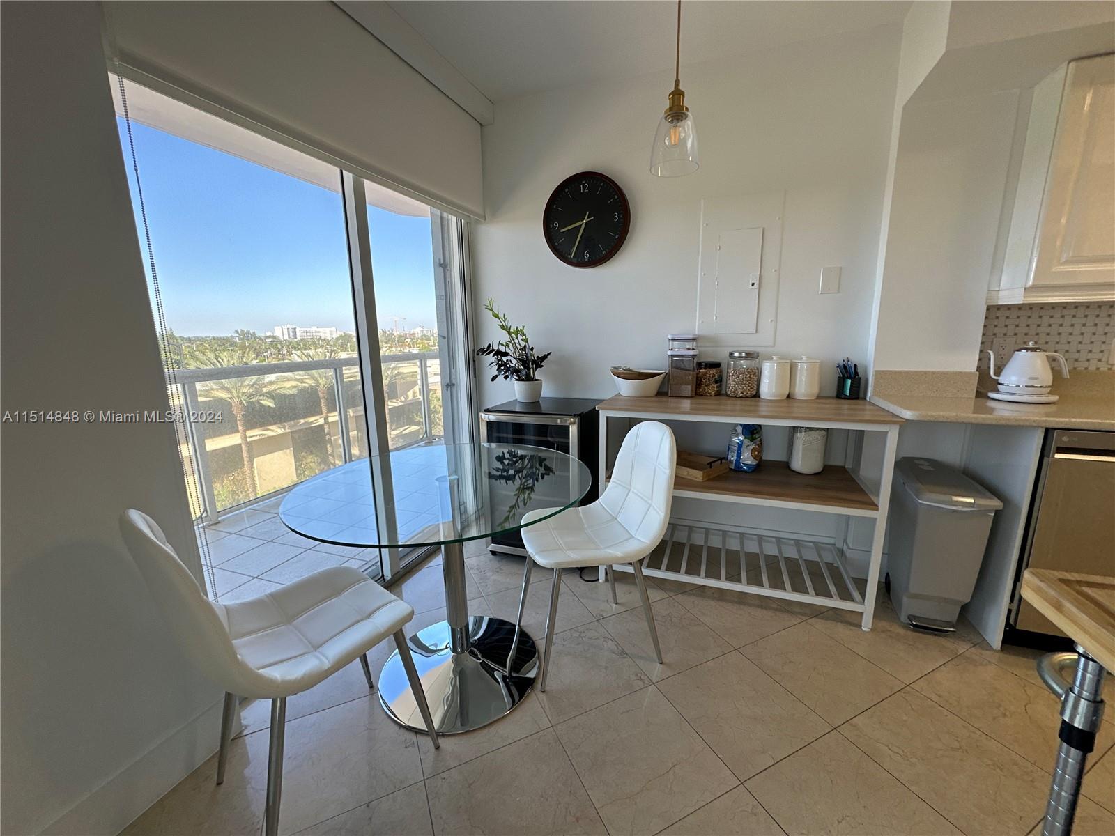 MIRAGE CONDO - Residential
