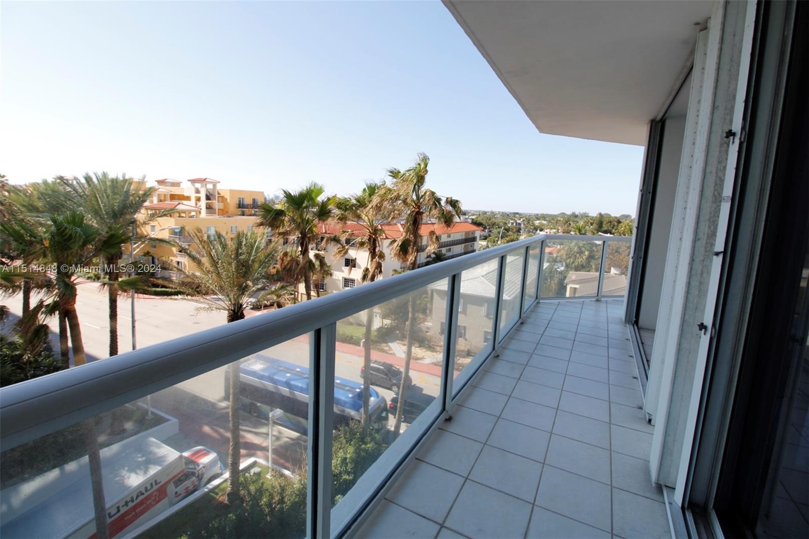 MIRAGE CONDO - Residential
