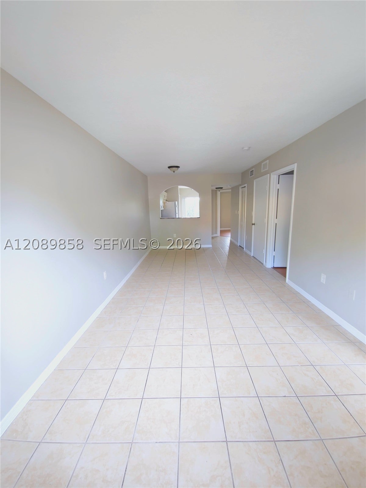 990 NE 33rd Ter 102