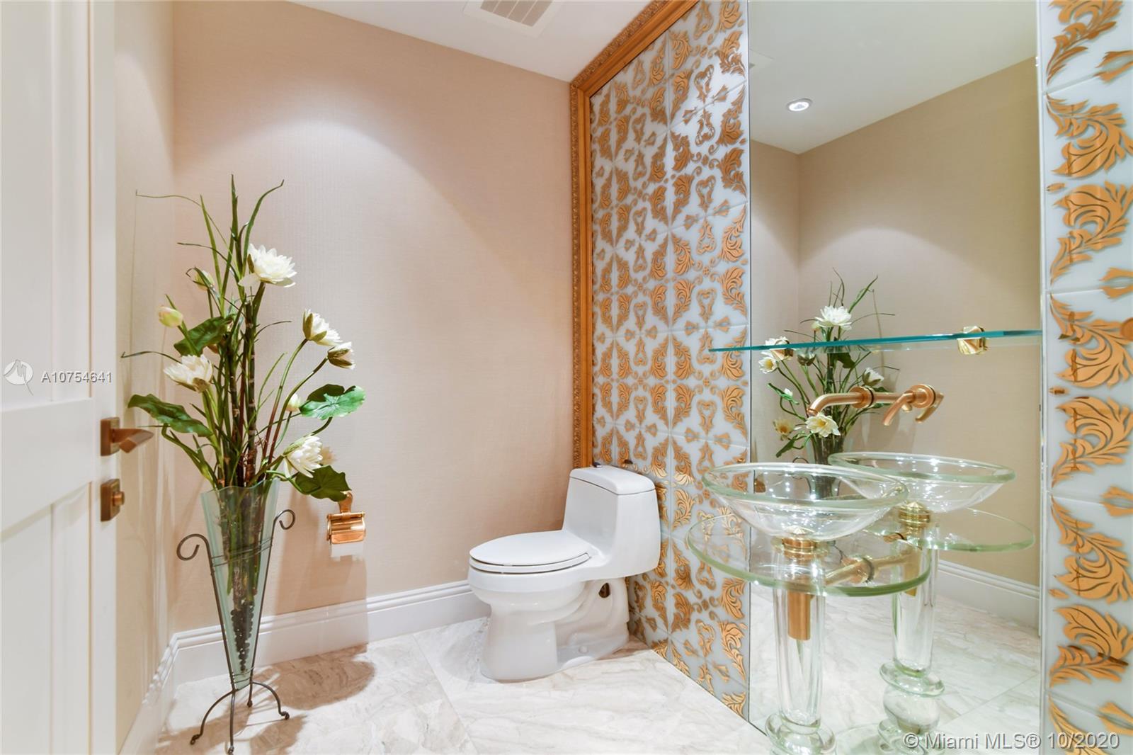 ST. REGIS - Residential