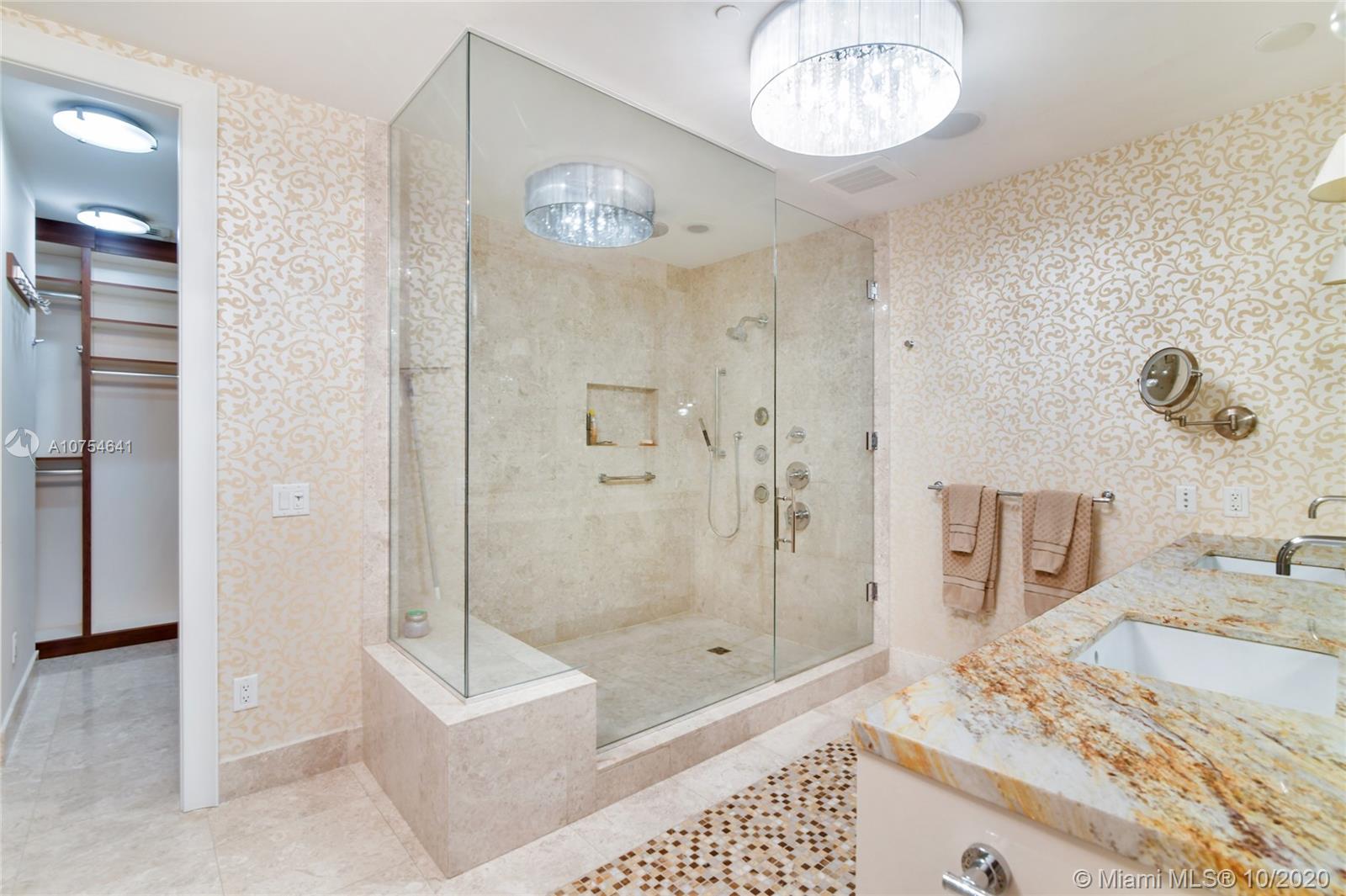 ST. REGIS - Residential