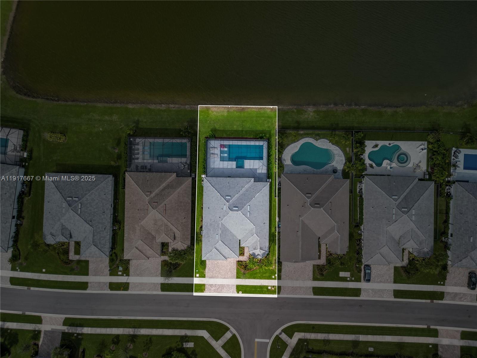 OAK TREE PROPERTY REDEVEL - Residential