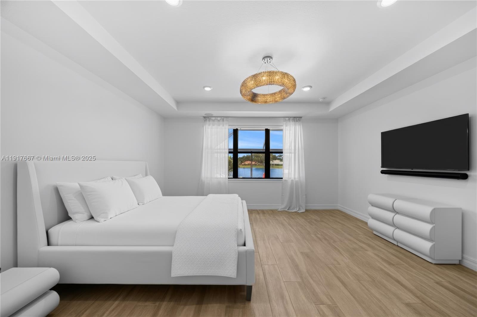 OAK TREE PROPERTY REDEVEL - Residential