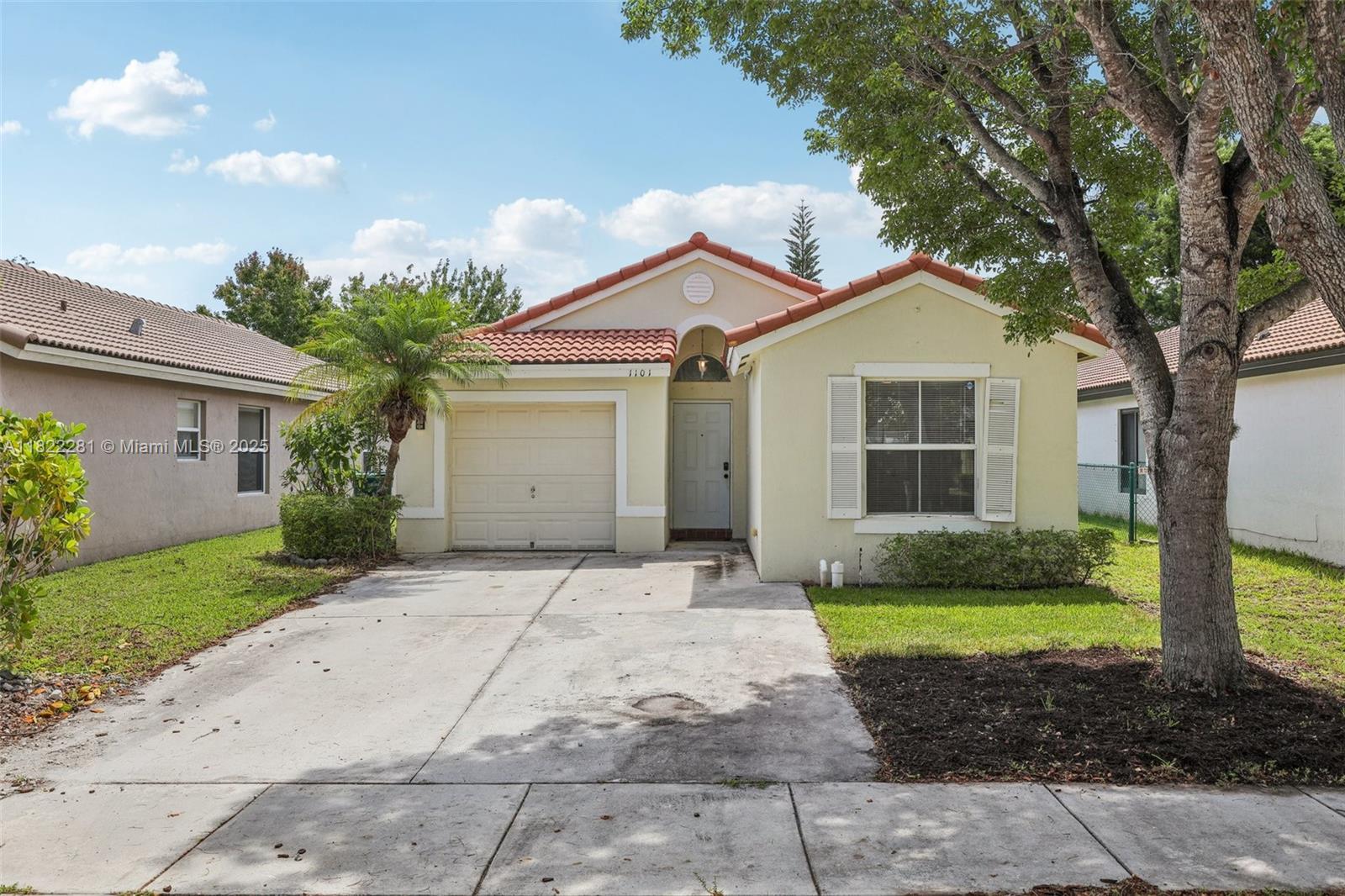 1101 SE 20th Rd, Homestead, FL, 33035/$385,000 1 1101 SE 20th Rd