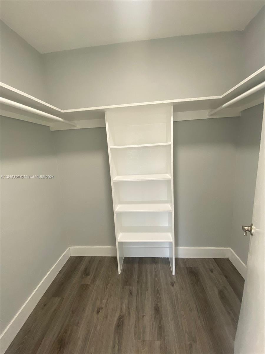 THIRD COMM SUB - Residential Lease