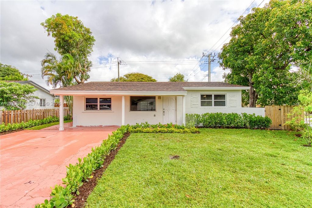 Photo of 7401 Raleigh St, Hollywood, FL 33024 (MLS # A12022611)