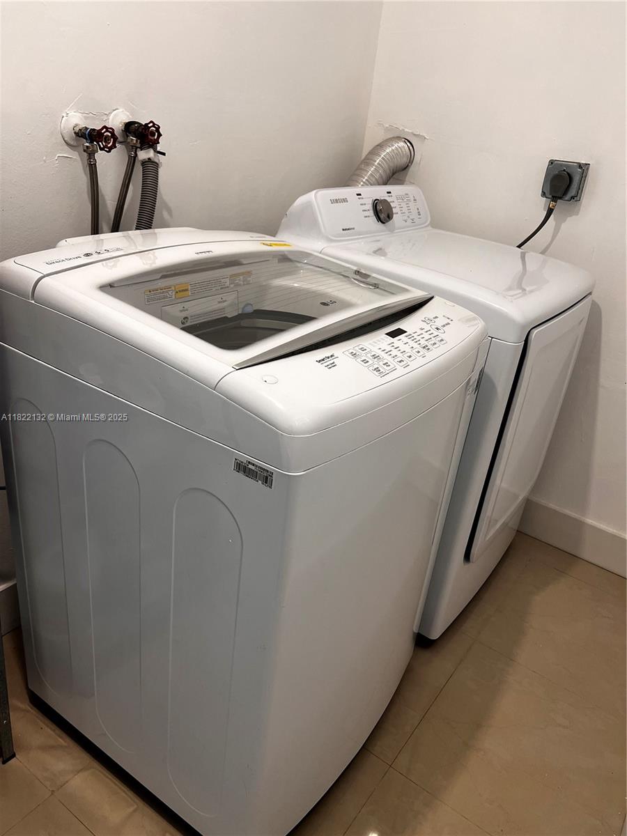 DRIFTWOOD ACRES NO 17 - Residential