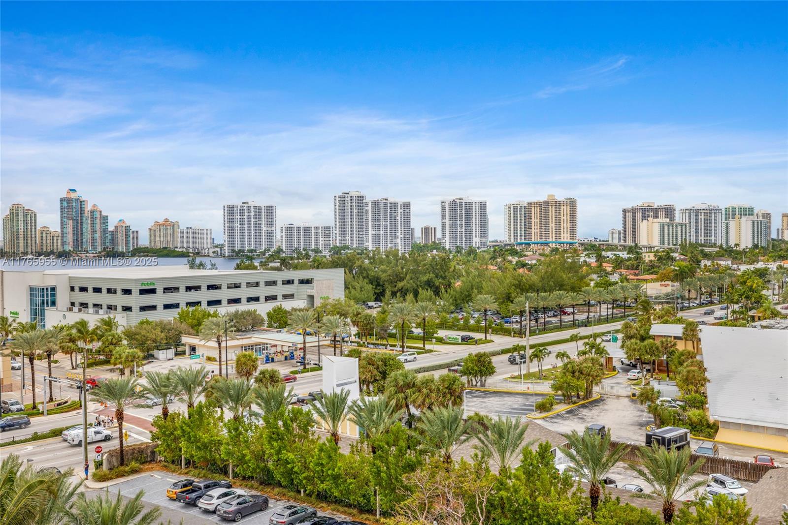 TRUMP ROYALE CONDO - Residential Lease