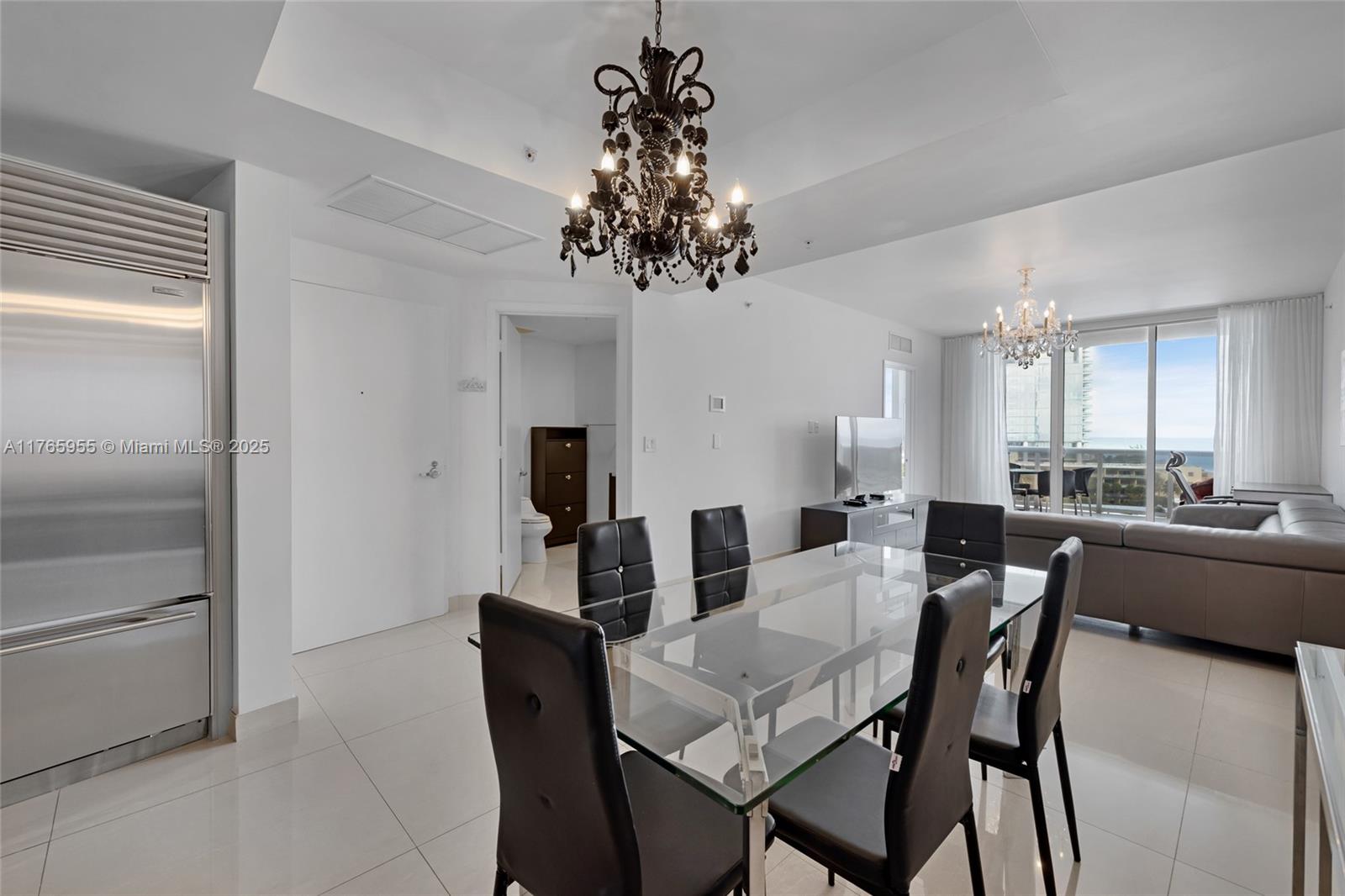 TRUMP ROYALE CONDO - Residential Lease