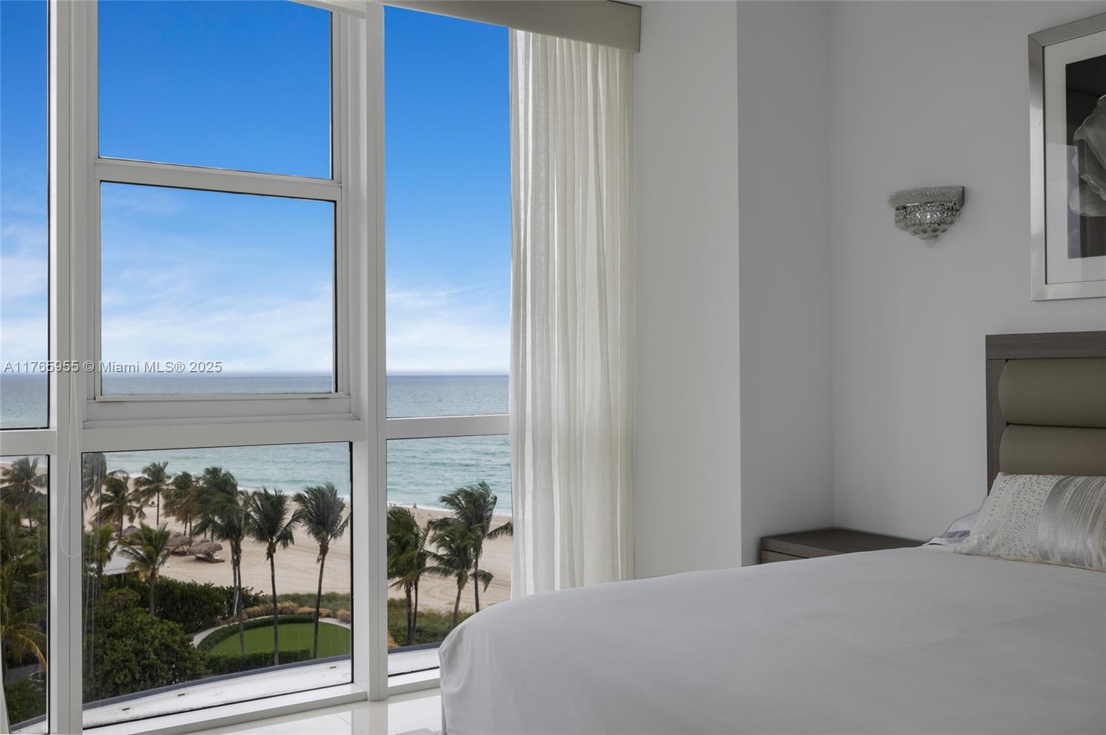 TRUMP ROYALE CONDO - Residential Lease