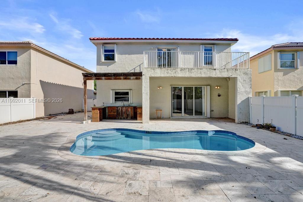 PEMBROKE ISLES 1 - Residential