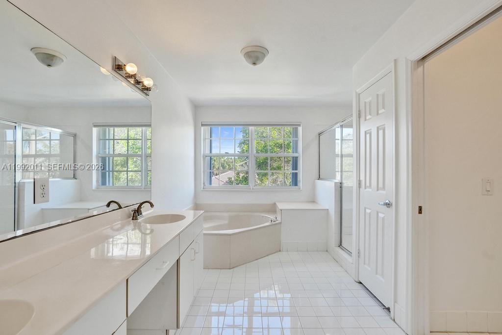 PEMBROKE ISLES 1 - Residential