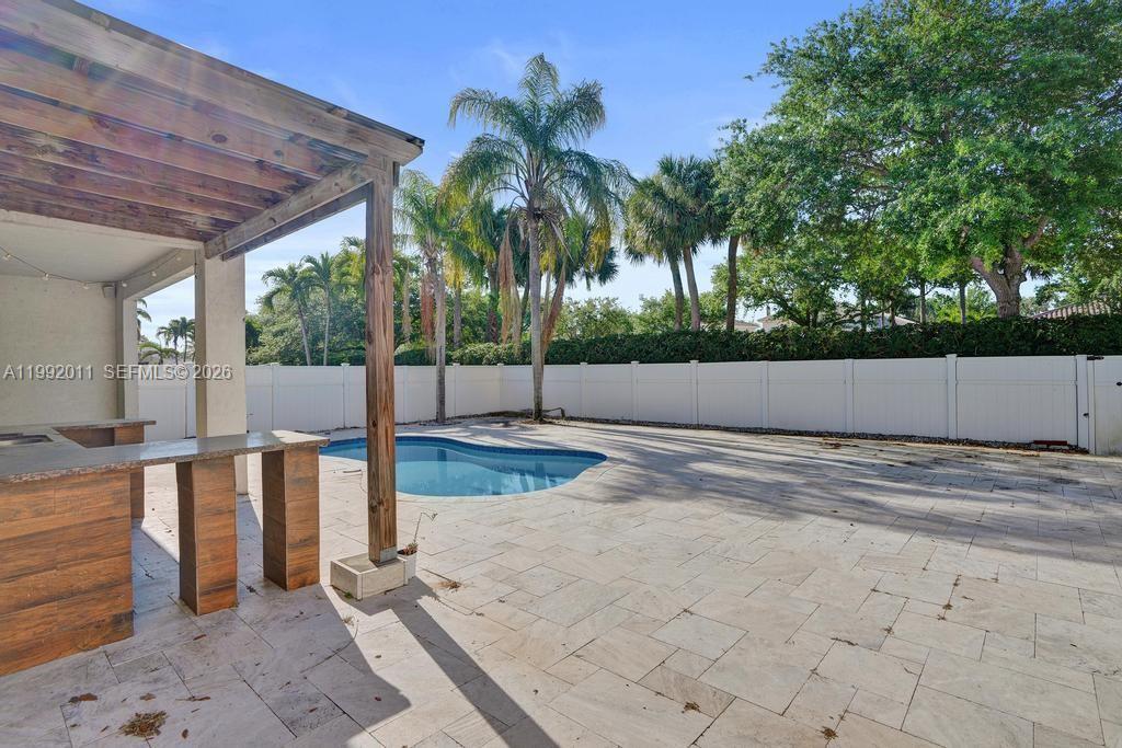 PEMBROKE ISLES 1 - Residential