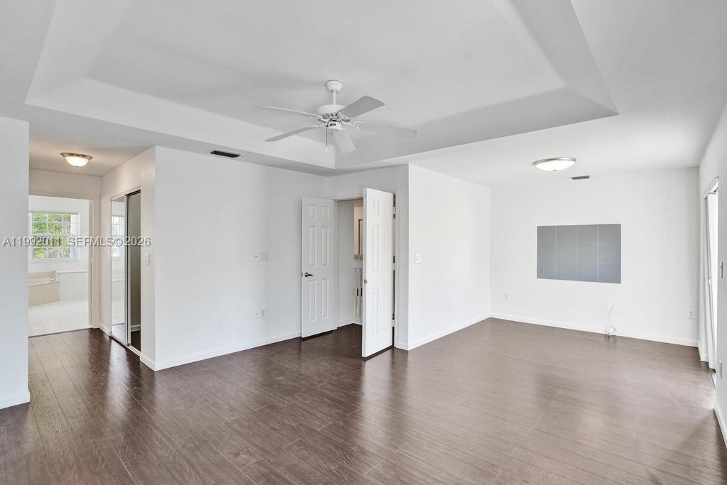 PEMBROKE ISLES 1 - Residential