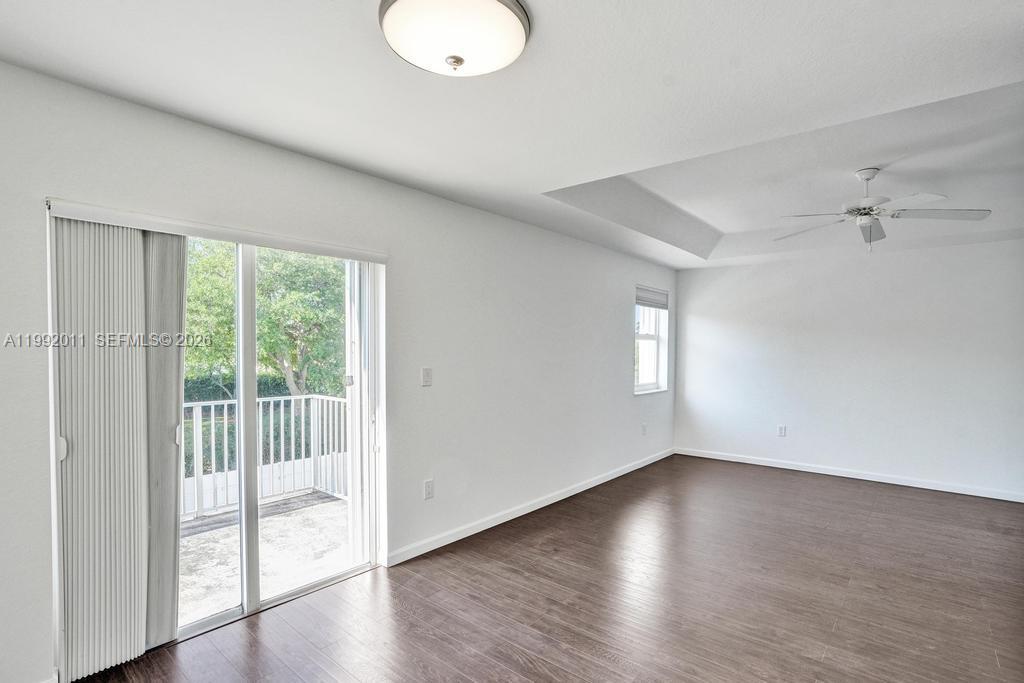 PEMBROKE ISLES 1 - Residential