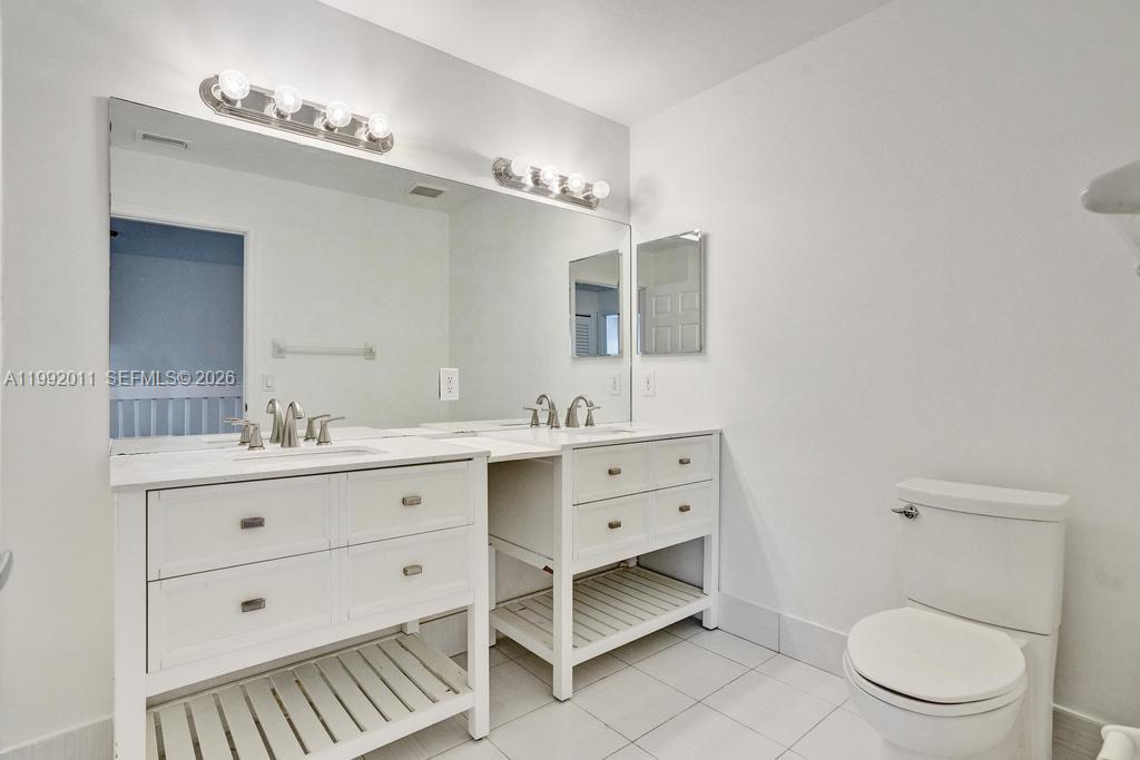 PEMBROKE ISLES 1 - Residential