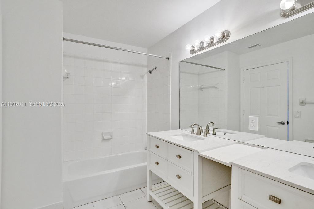 PEMBROKE ISLES 1 - Residential