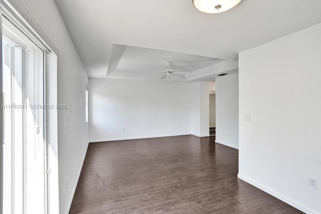 PEMBROKE ISLES 1 - Residential