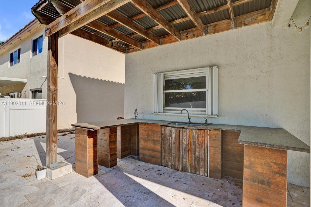 PEMBROKE ISLES 1 - Residential