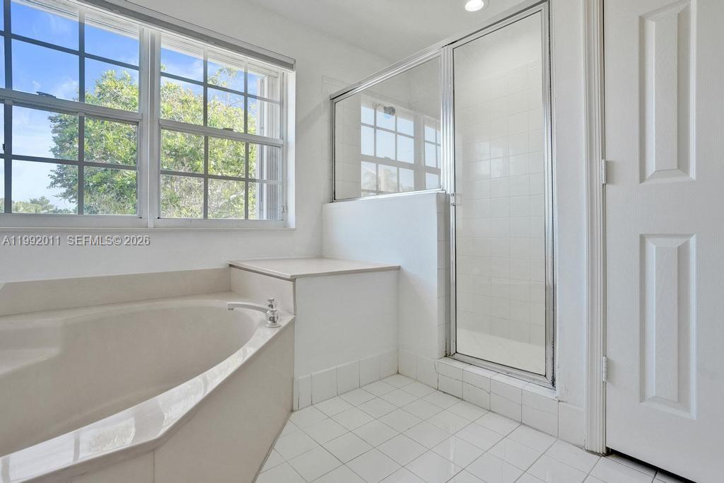 PEMBROKE ISLES 1 - Residential