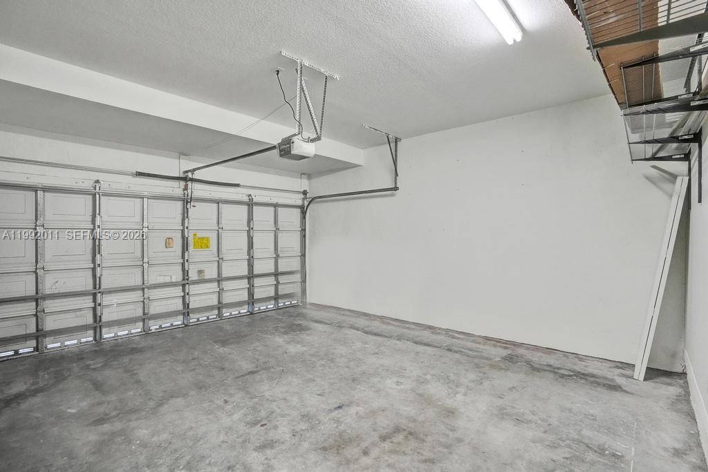 PEMBROKE ISLES 1 - Residential