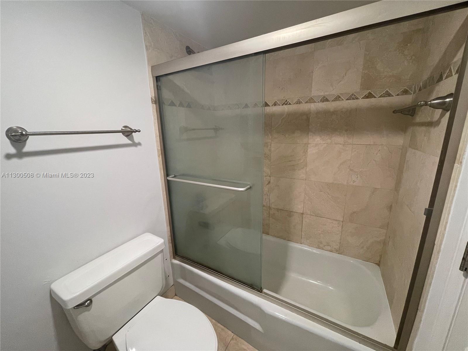 Photo 31 of 36 of 11111 Biscayne Blvd 4B condo