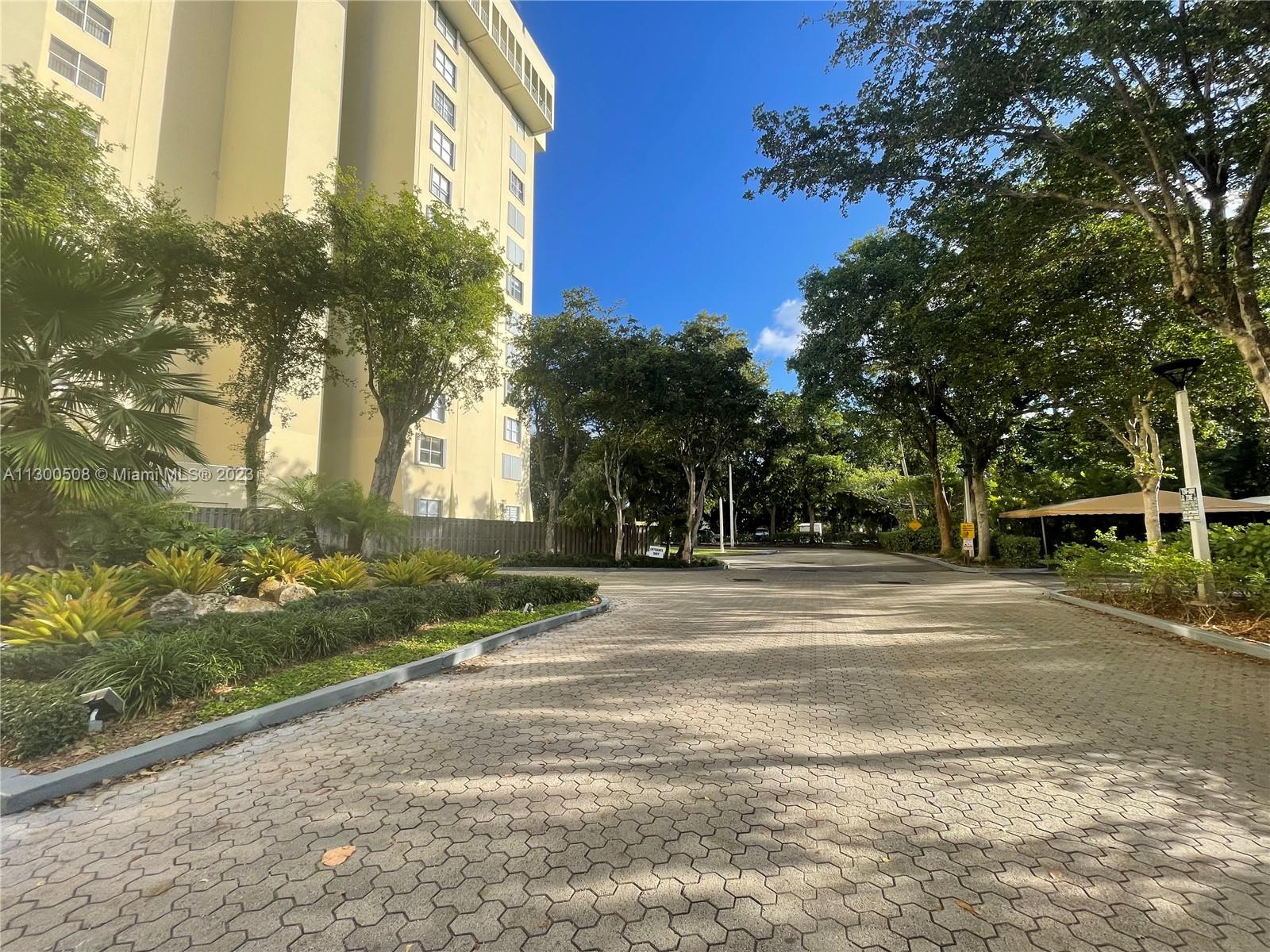 Photo 35 of 36 of 11111 Biscayne Blvd 4B condo