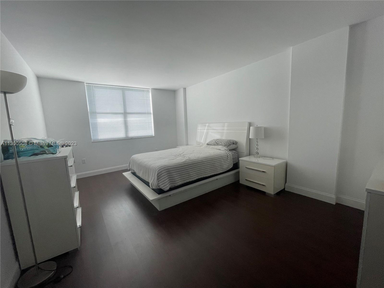 Photo 26 of 36 of 11111 Biscayne Blvd 4B condo