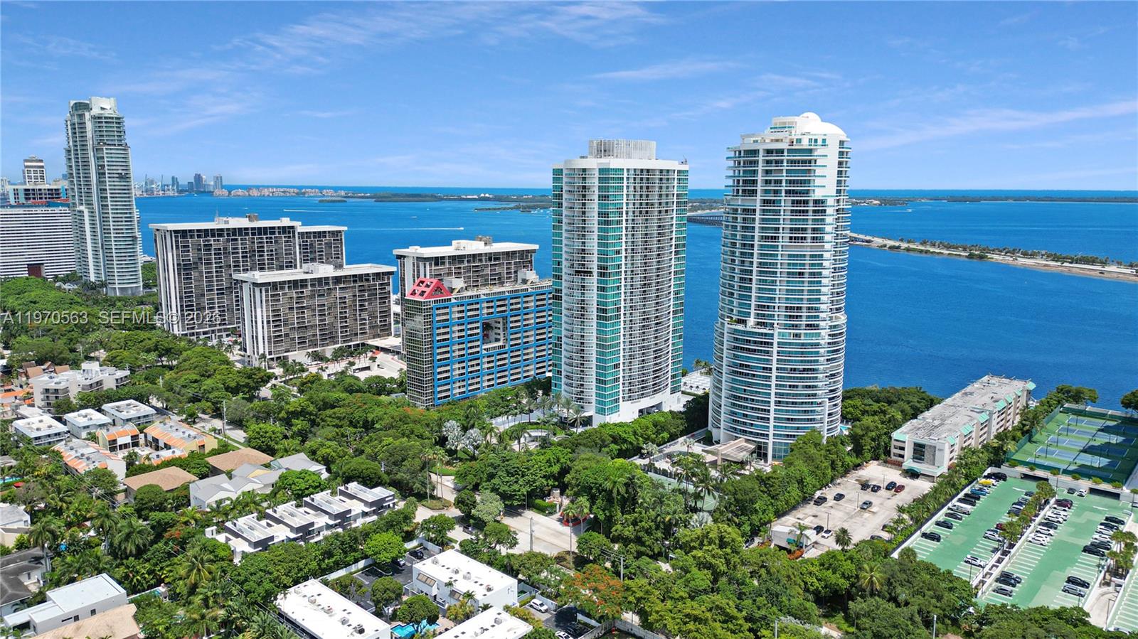 SKYLINE ON BRICKELL CONDO - Residential