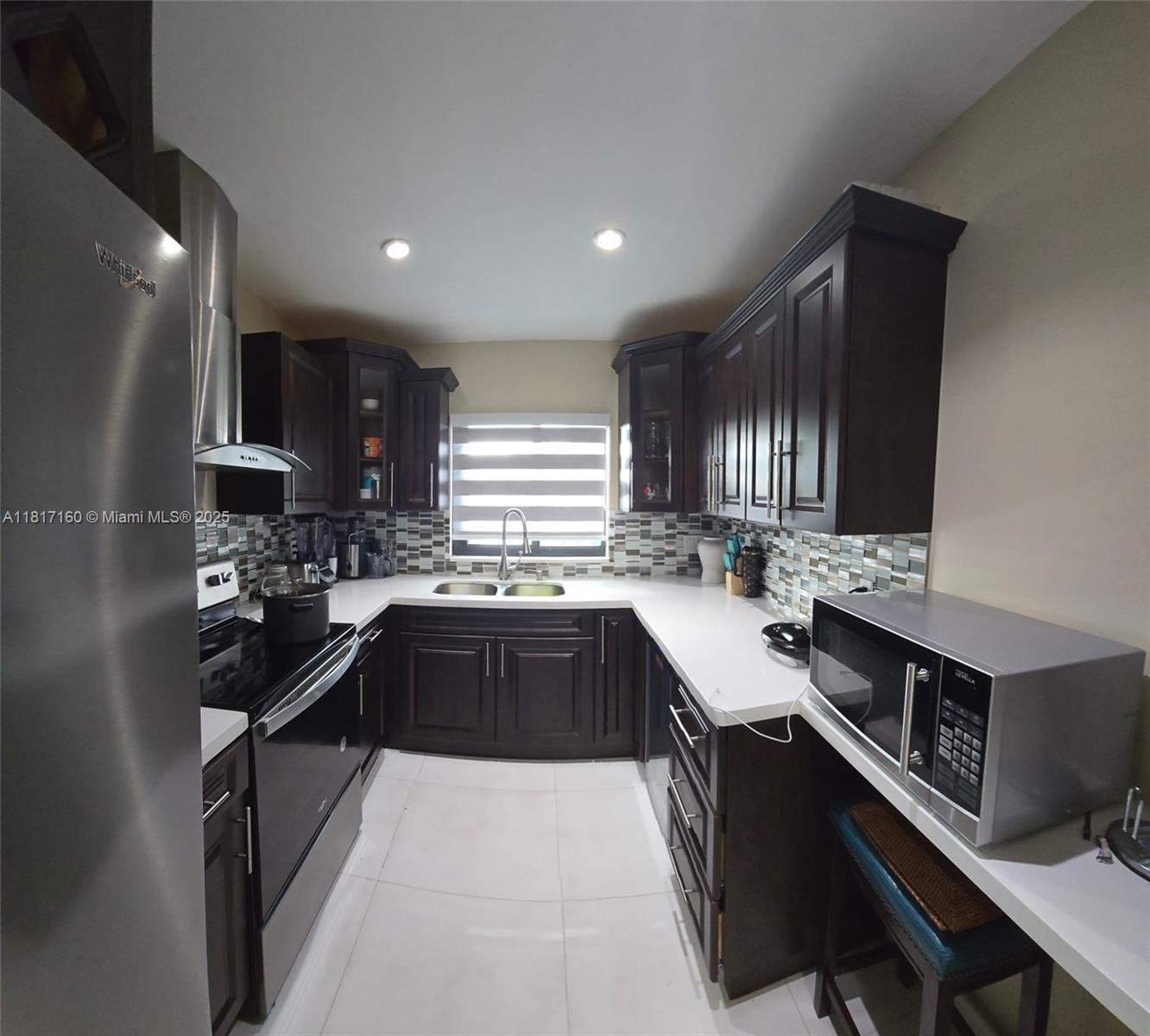 BENT TREE PARCEL SIX COND - Residential Lease