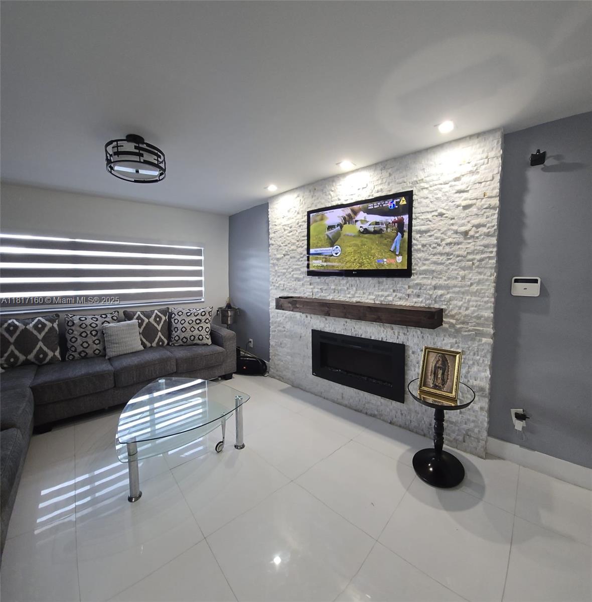 BENT TREE PARCEL SIX COND - Residential Lease