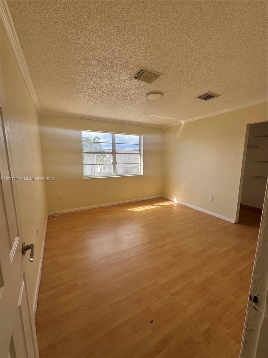 WEST ESPLANADE - Residential