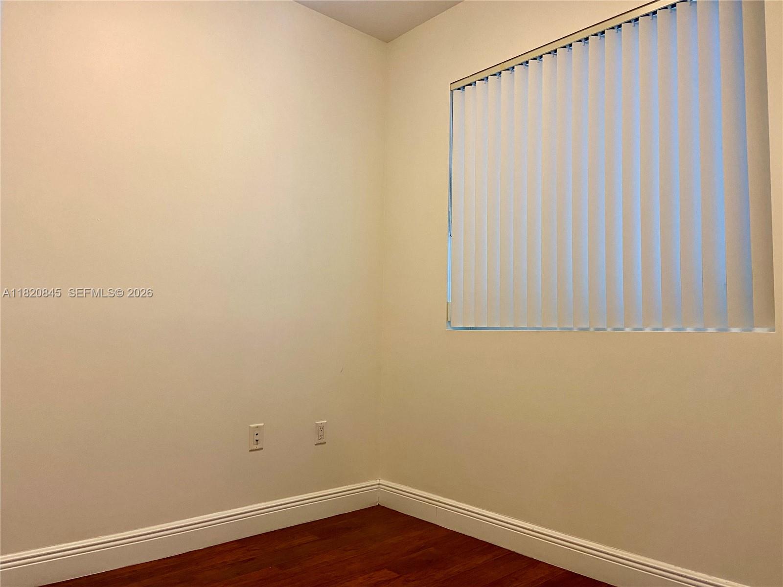 DOWNTOWN DADELAND CONDO N - Residential