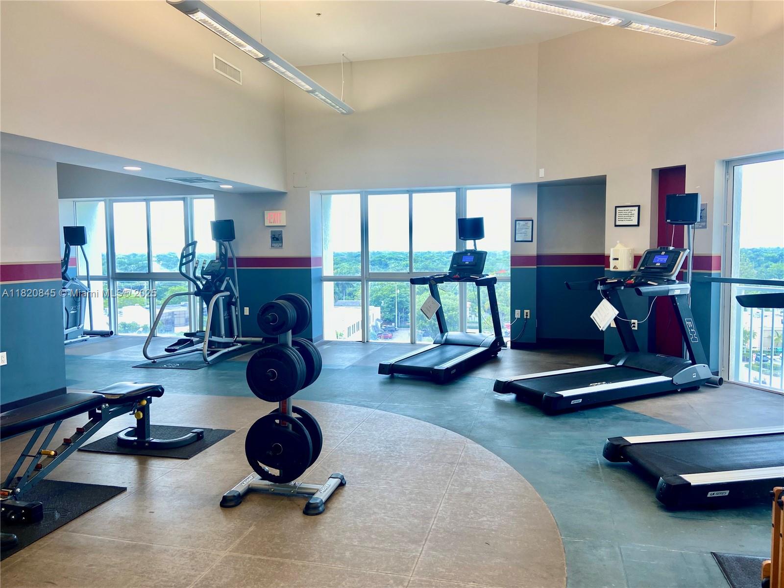 DOWNTOWN DADELAND CONDO N - Residential