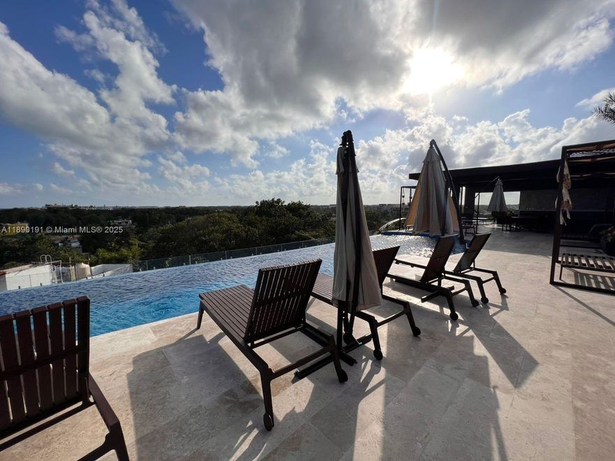 Penthouse studio for sale in Tulum, located in one of the city’s most exclusive condominiums. Modern, beautiful, and full of natural light, with luxury finishes, private terrace, and pool access. Just minutes from the beach and downtown. Perfect for short-term rentals with high demand and strong ROI. Don’t miss the chance to own your dream apartment in the Mexican Caribbean—only 1 hour flight from Miami!