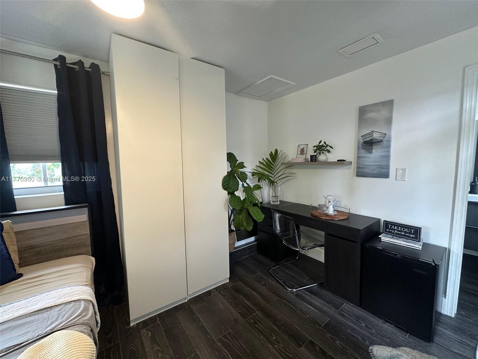 620 Wren Ave 1