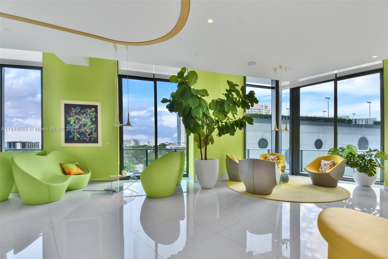 PARAISO BAYVIEWS - Residential