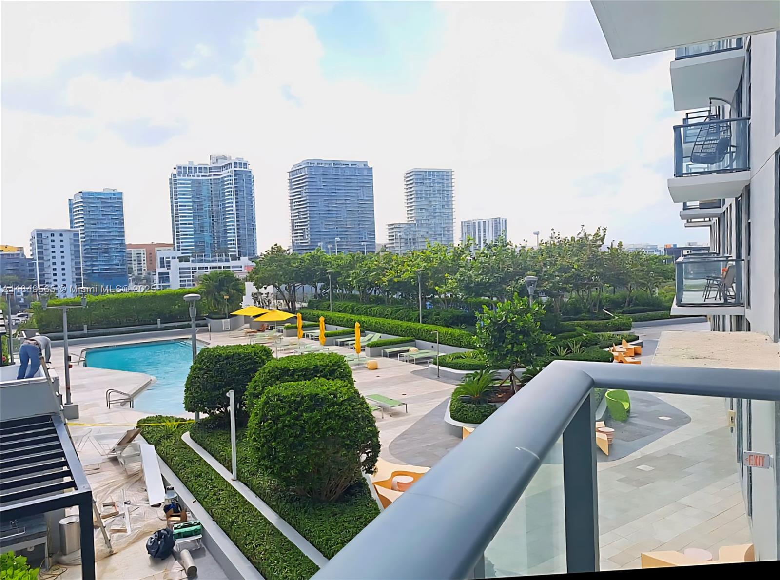 PARAISO BAYVIEWS - Residential