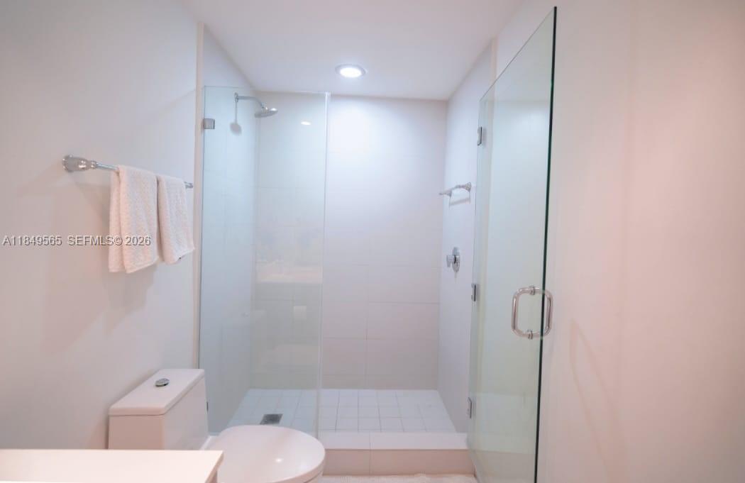 PARAISO BAYVIEWS - Residential