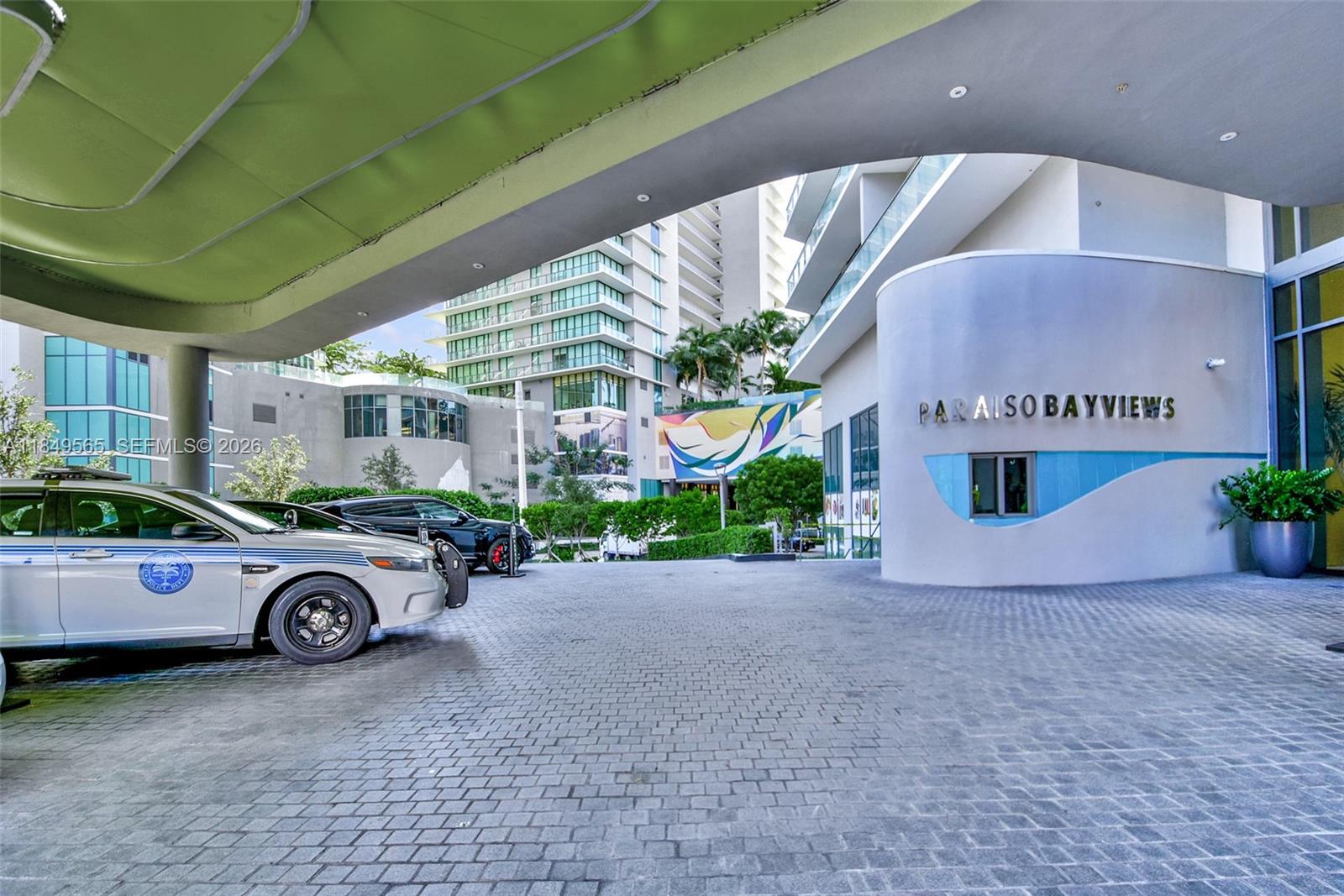 PARAISO BAYVIEWS - Residential