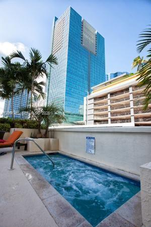 185 SE 14th Ter 2701