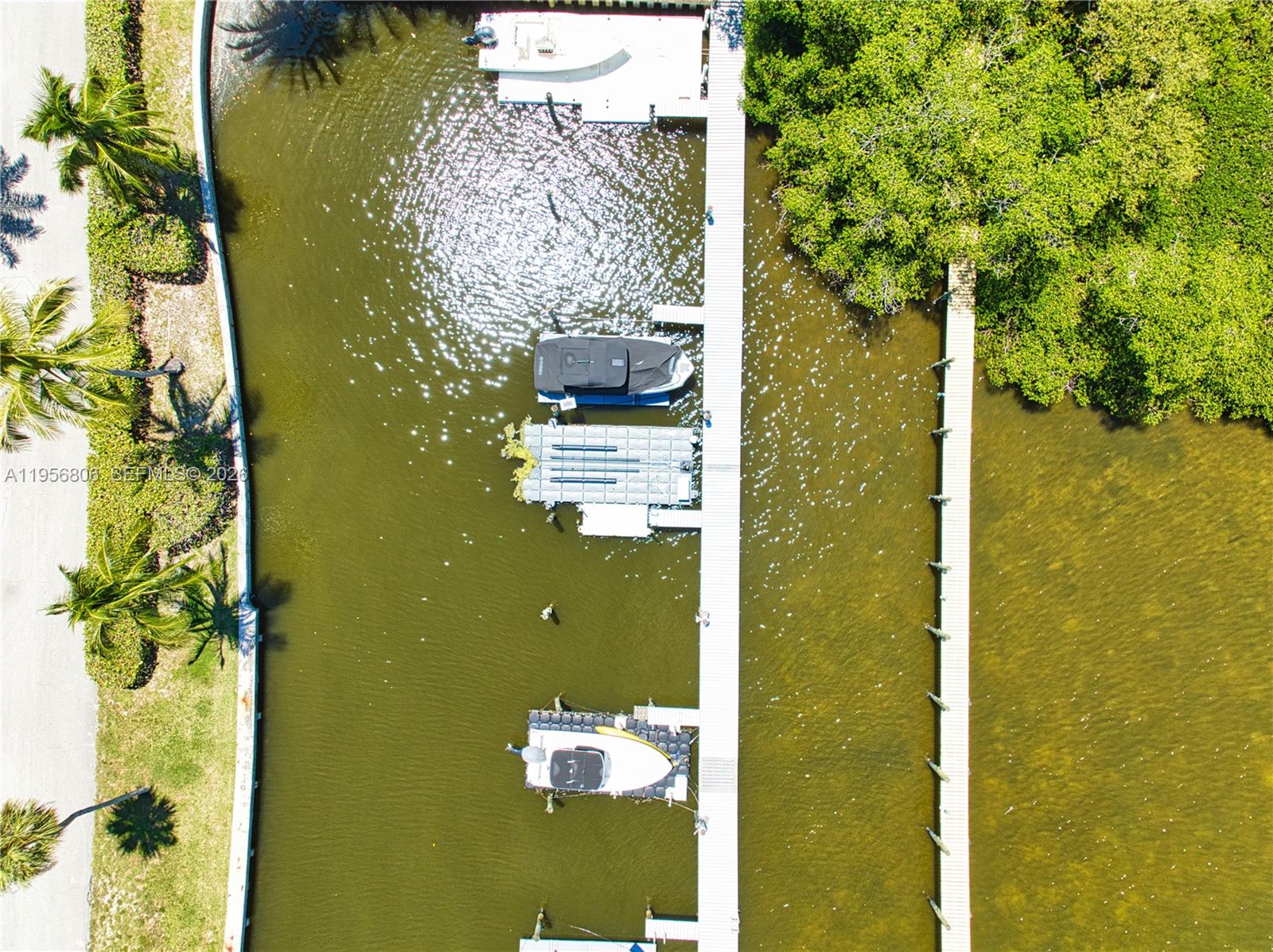 PALM ROW - Residential