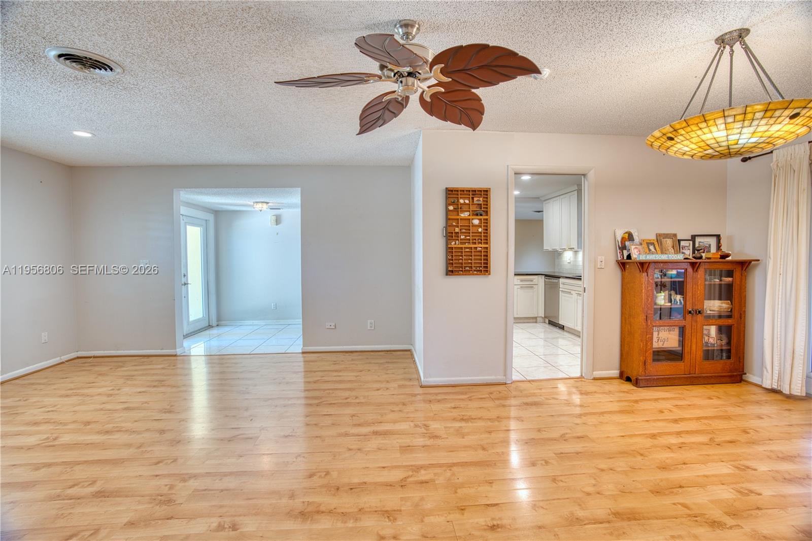 PALM ROW - Residential