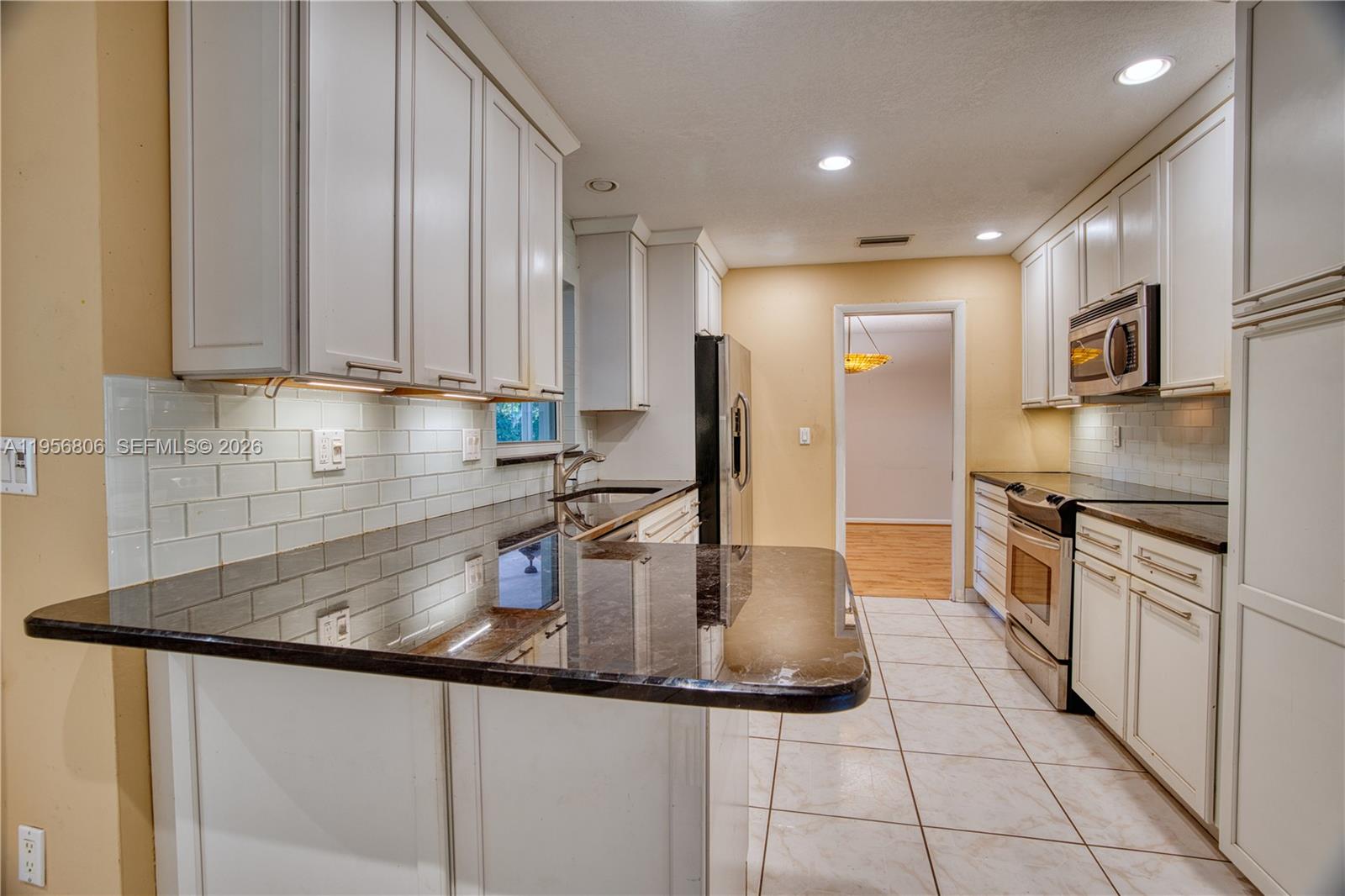 PALM ROW - Residential